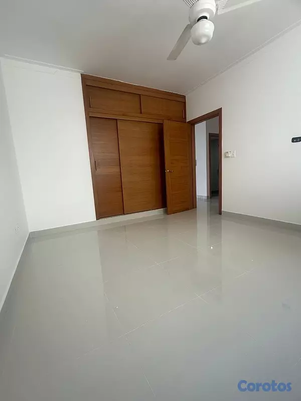 apartamentos - alquiló mirador norte piso 7 tres habitaciones 2.5 baños dos parqueo balcón  7