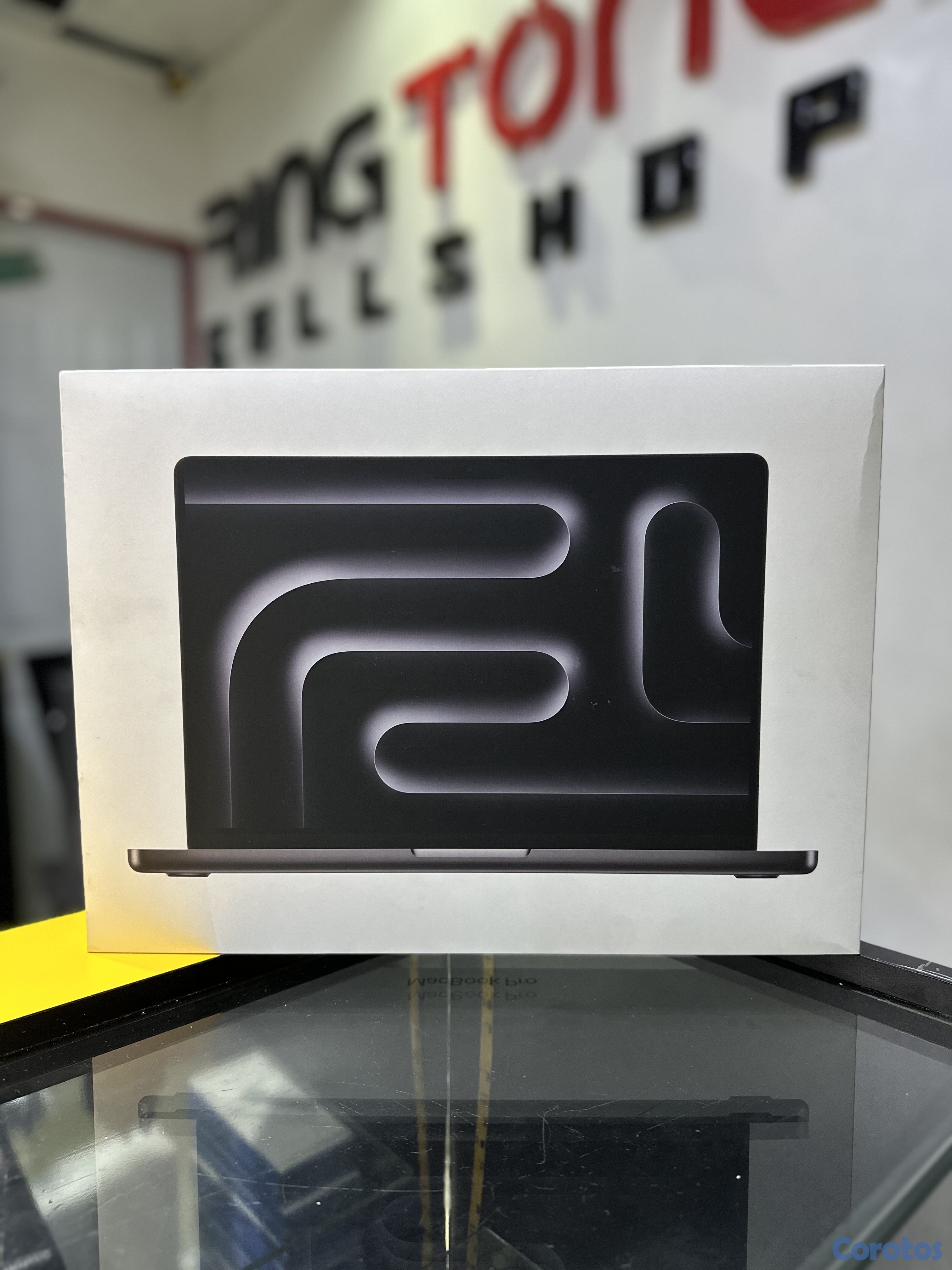 computadoras y laptops - MacBook Pro M4 14" 512GB 16GB RAM SELLADA 🔥‼️ 1