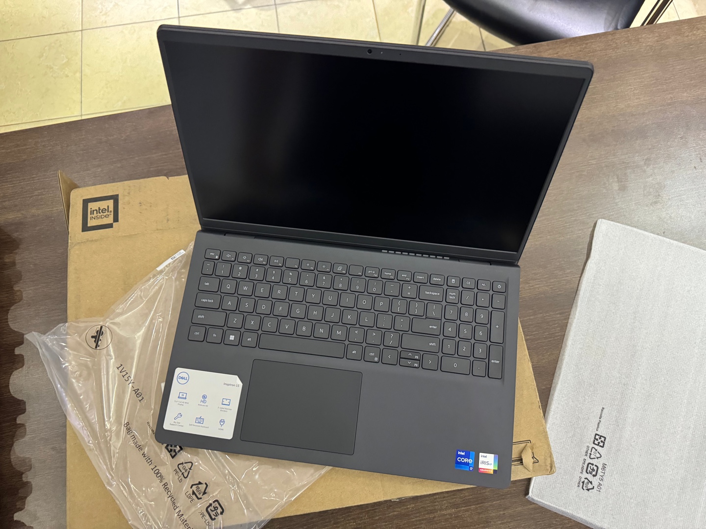 computadoras y laptops - PC Laptop Dell Inspirion 15 3000 16gb ram / 1TB/I7 12va Gen RD$ 35,500 NEG 3