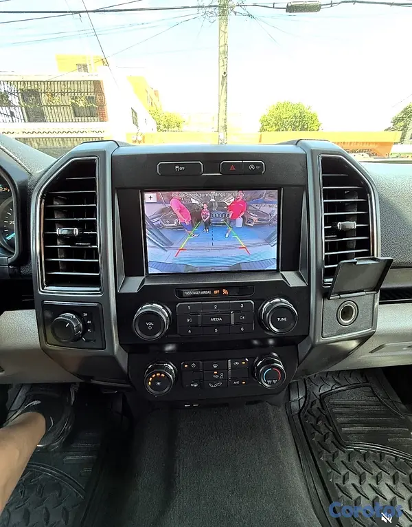 jeepetas y camionetas - Ford F150 XLT 2019 5