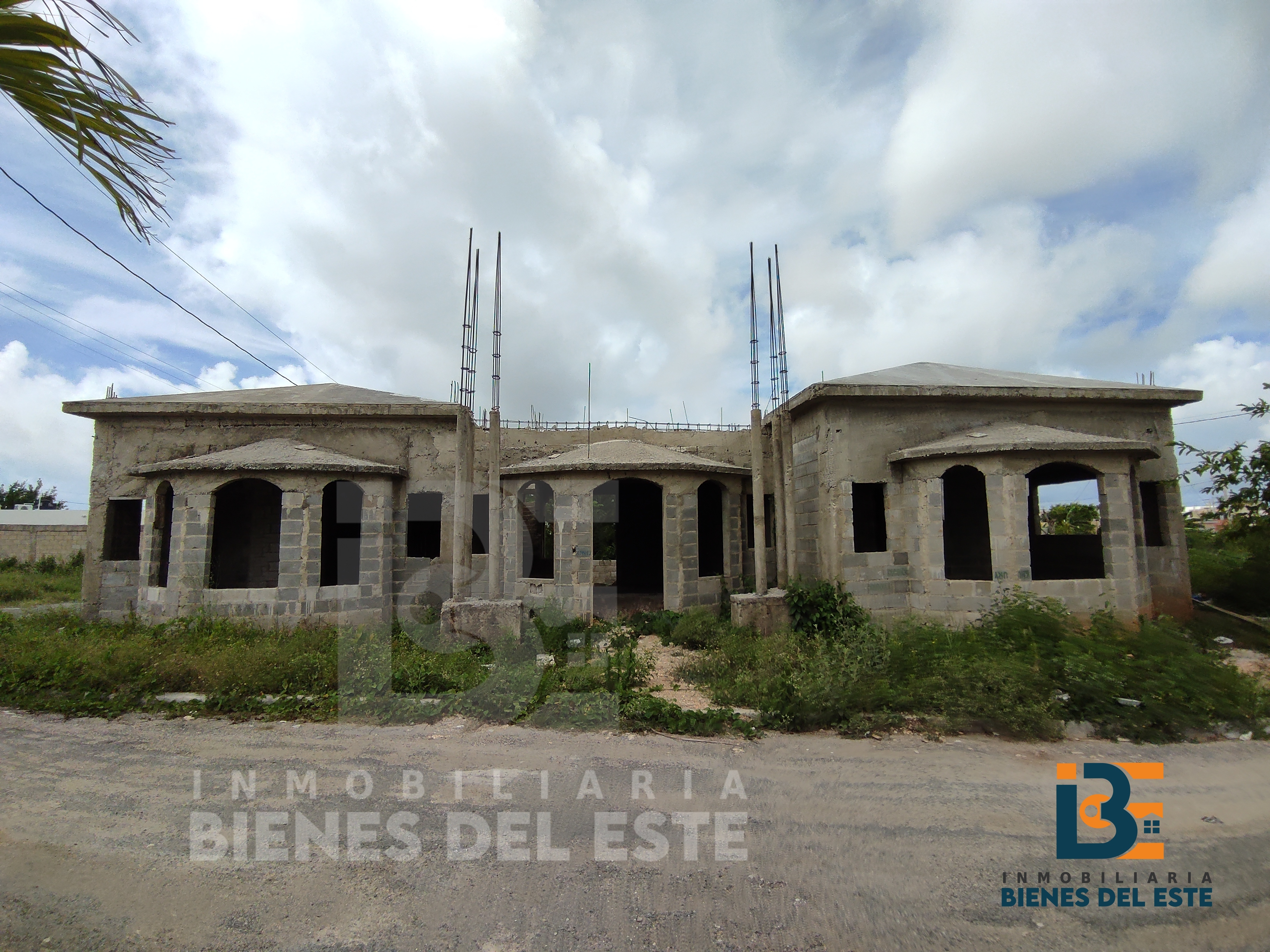casas - SE VENDE CASA EN CONSTRUCCION de Oportunidad, SPM.