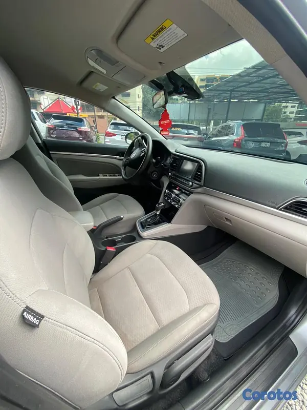 carros - Hyundai Elantra SEL 2020 3