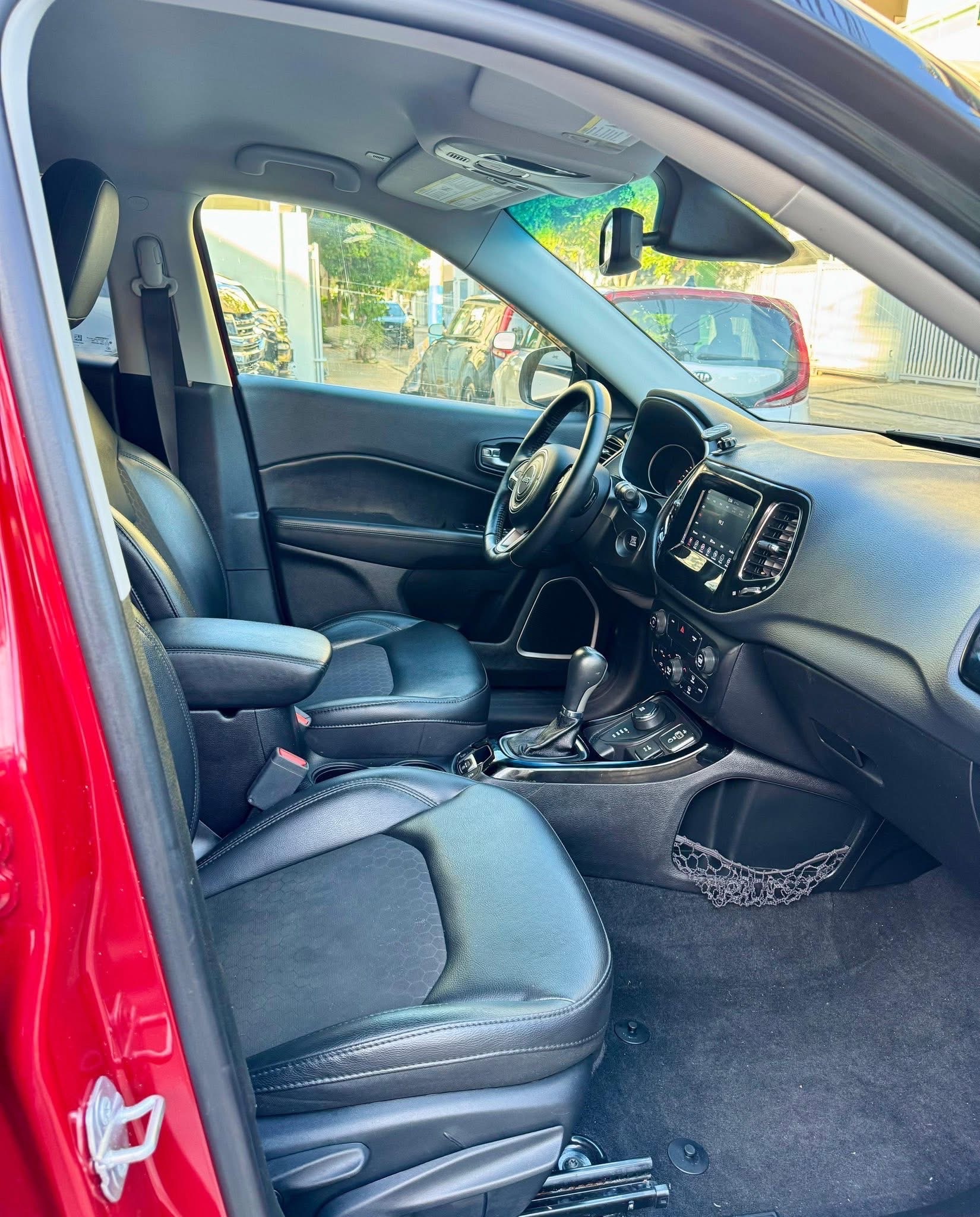 jeepetas y camionetas - Jeep Compass Latitude 2019 4x4 9