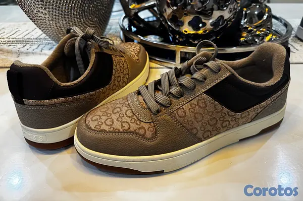 zapatos para hombre - Tenis Guess Tryon Sneaker Original, size 10 3