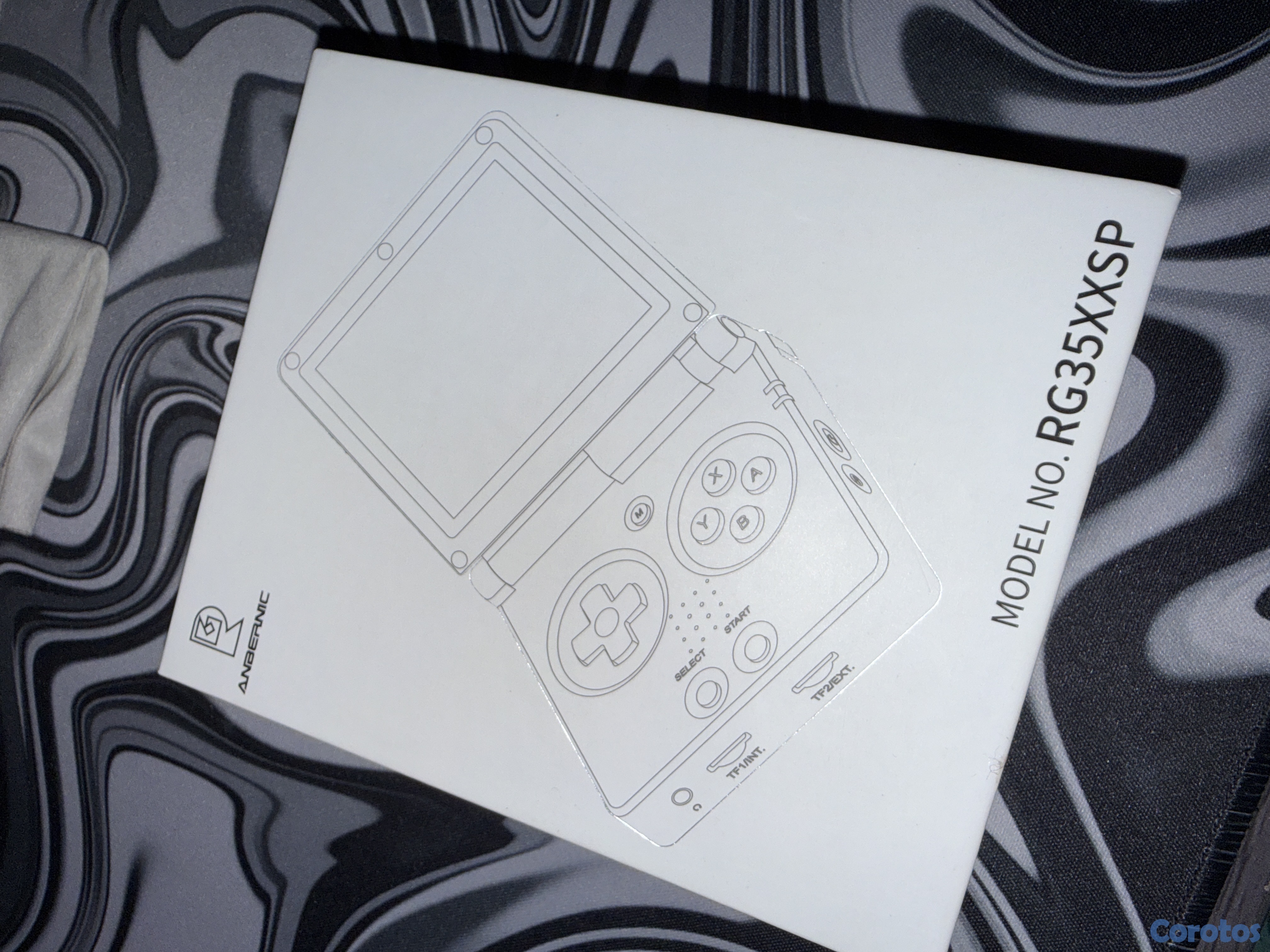 consolas y videojuegos - consola de videojuegos retro marca Anbernic 
tipo Nintendo gameboy advance sp  2