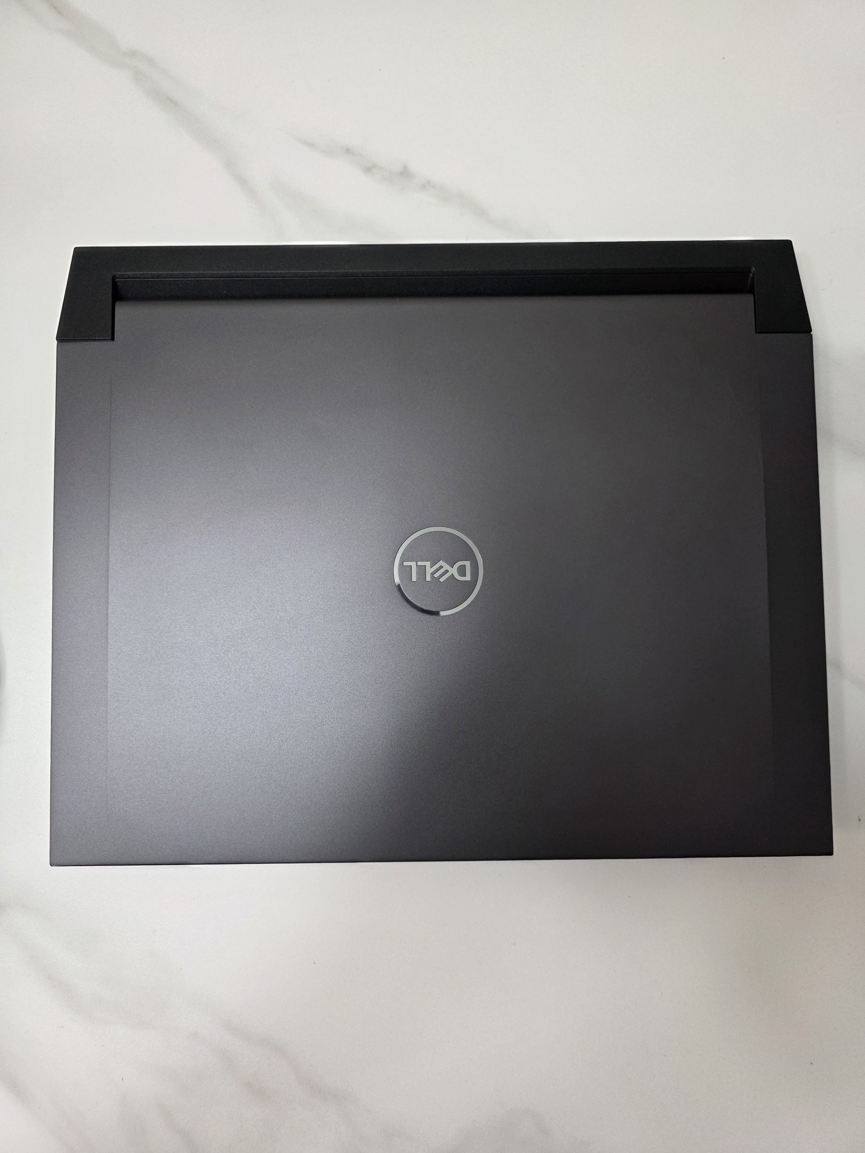 computadoras y laptops - vendo o cambio Laptop Gamer Dell G16, RTX 4070, 32DDR5, 2TERA SSD. i9 13900hx. 3