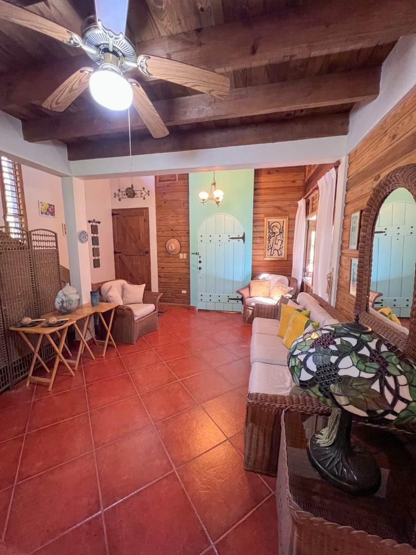 casas vacacionales y villas - Preciosa Villa Chalet en Venta, Jarabacoa  4