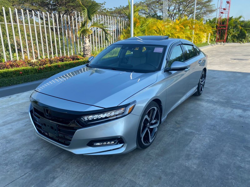 otros vehiculos - HONDA ACCORD 2.0 TURING 2018