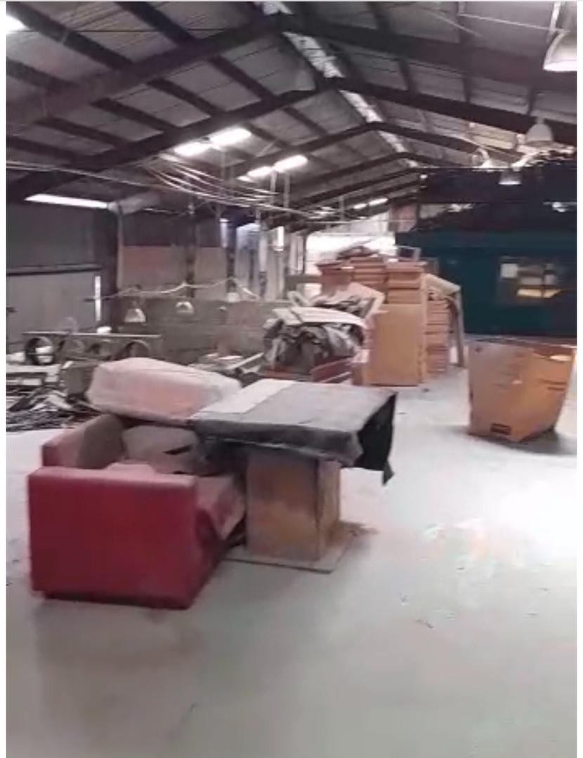 oficinas y locales comerciales - Vendo Nave cerca de la isabela Aguiar 
