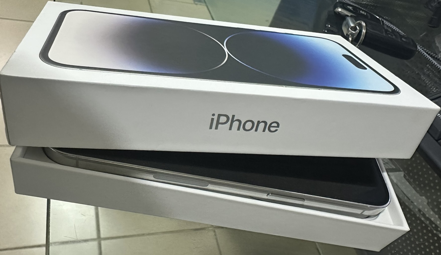 celulares y tabletas - iPhone 14 Pro Max 512GB Blanco Factory Unlocked 5