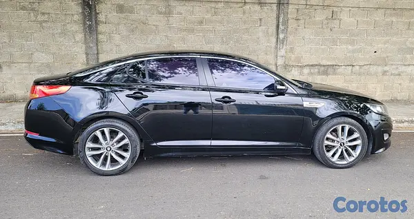carros - Kia k5 color negro 2013 3