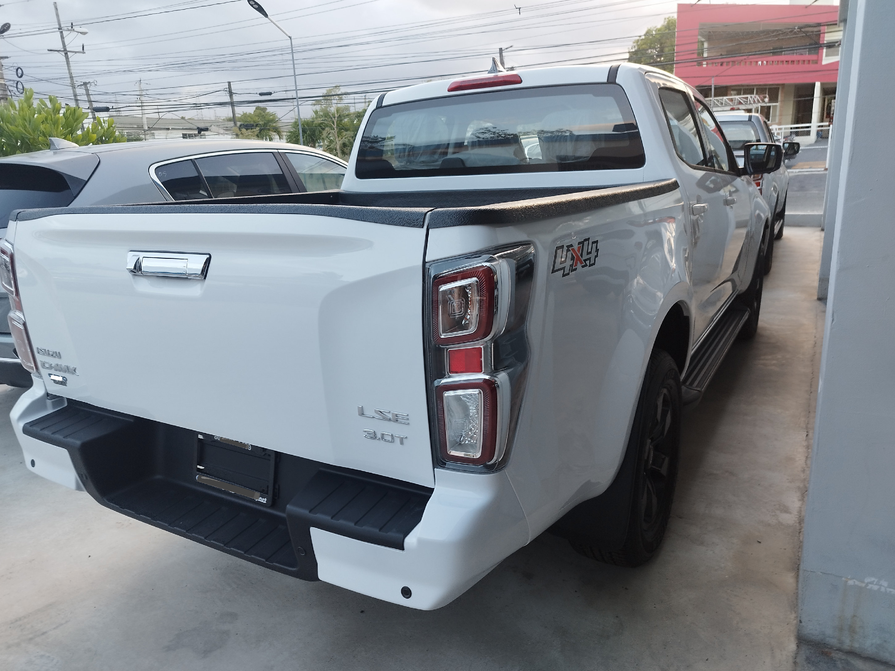 jeepetas y camionetas - 2025 Isuzu DMAX LSE 0Km  3