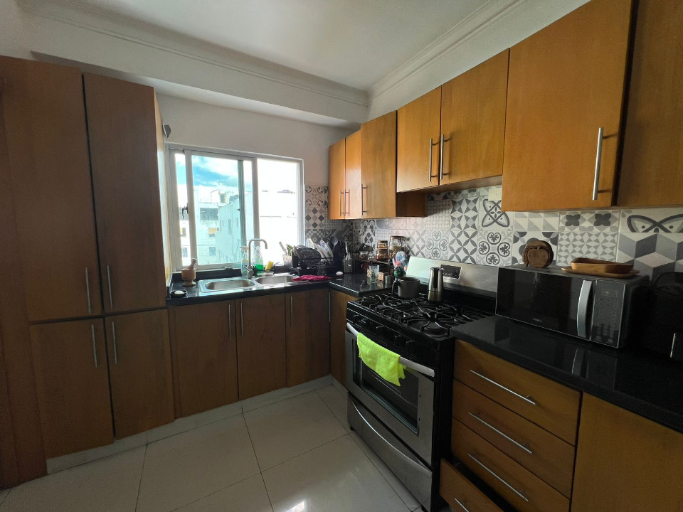 apartamentos - Apartamento en Venta en Urbanización Fernández 3H, 2B,2P, 5to piso con ascensor  4