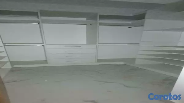apartamentos - Los Cacicazgos, Apartamento en 2da con terraza, 3 hab con acabados de primera 7