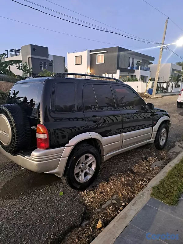 jeepetas y camionetas - Suzuki Vitara 20014x4  6