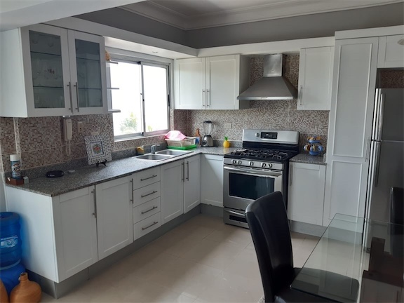 apartamentos - Venta de apartamento amueblado en Juan Dolio con 227mts frente a la playa 1