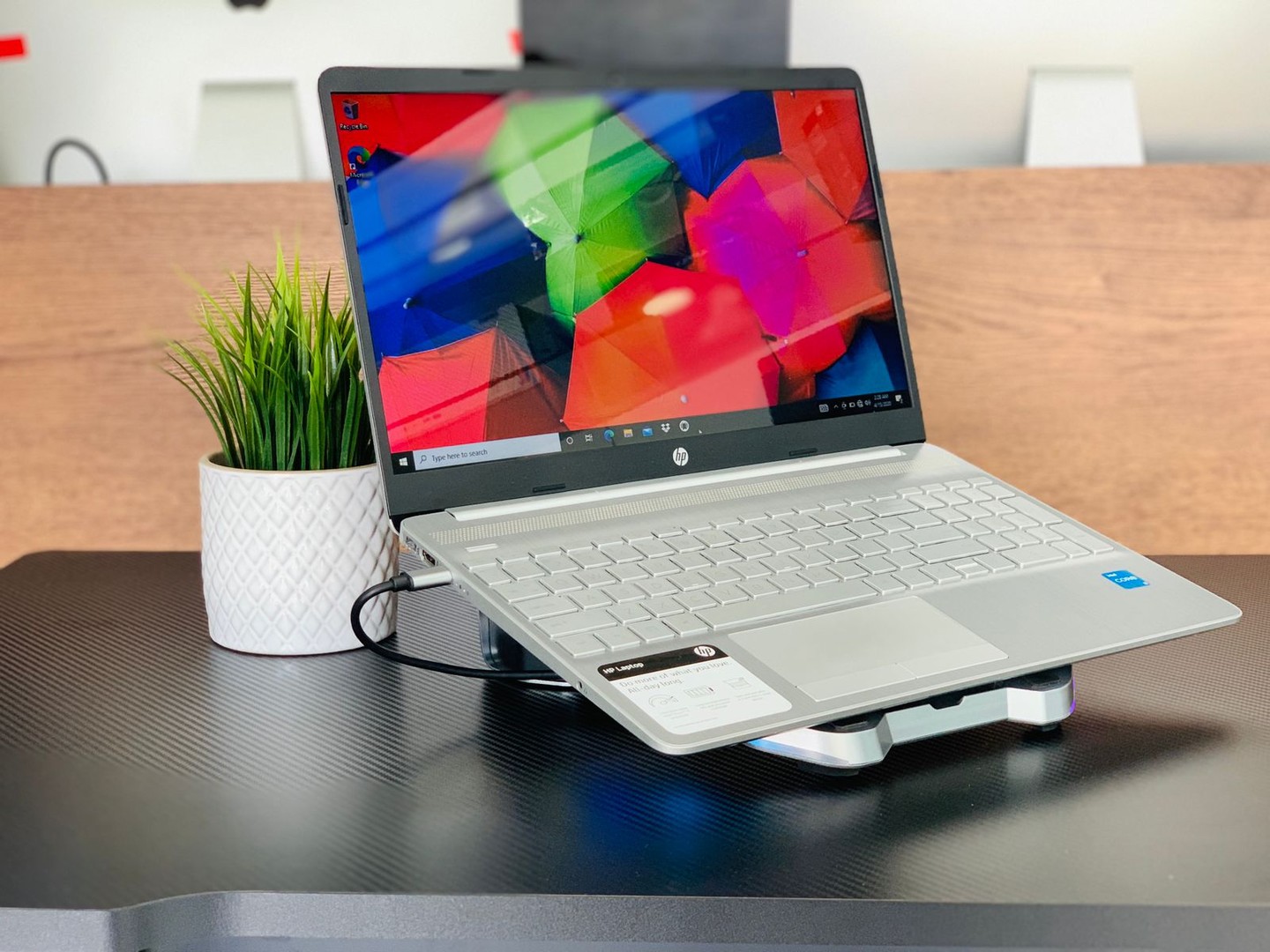 computadoras y laptops - Core i3 3.0 Ghz 11th , Laptop HP 15.6 plg . 4GB 256 Nvme  3