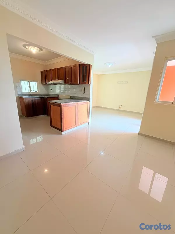 apartamentos - venta de apartamento 4to piso con terraza techada en la autopista de san isidro 8