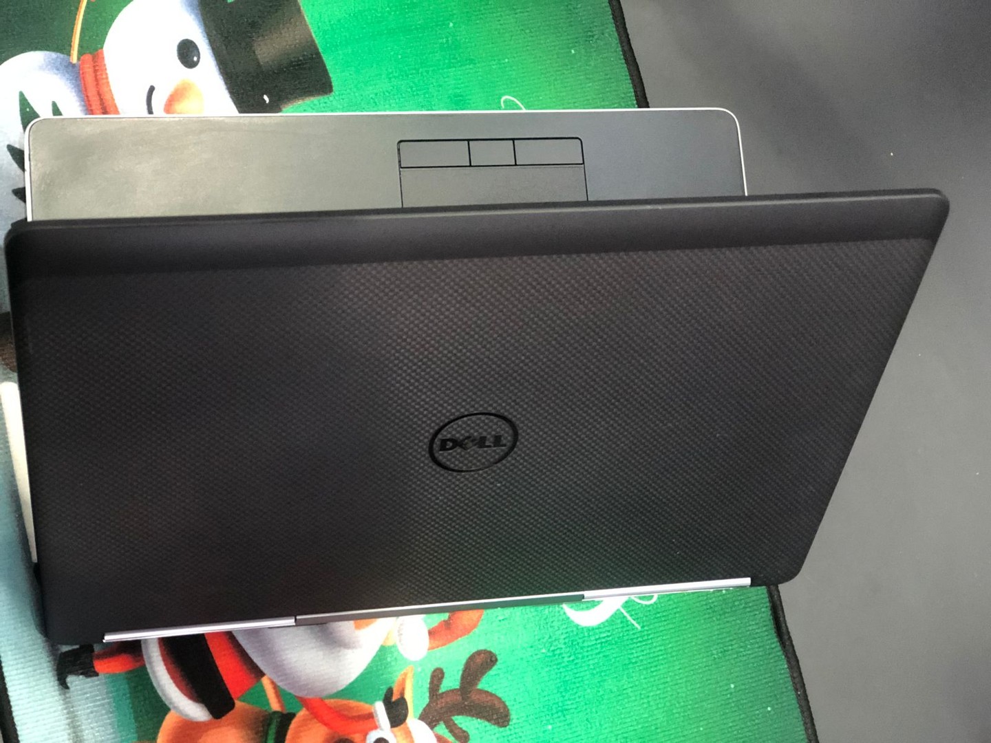 computadoras y laptops - Laptop Dell Precision 7510 i7 de 6Ta, 8GB de Ram DDR4 256GB SSD Nvidia M800M 4GB 6