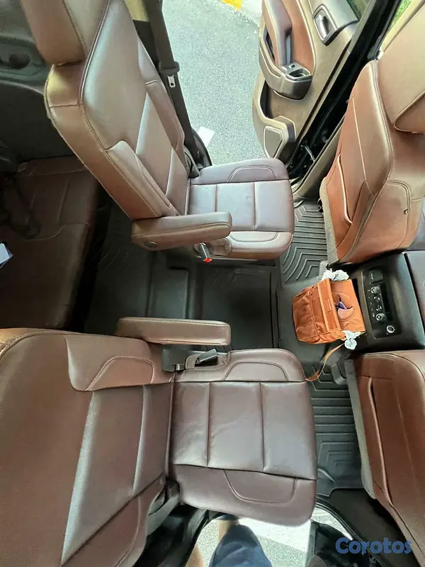 jeepetas y camionetas - Chevrolet tahoe premier 2020 10