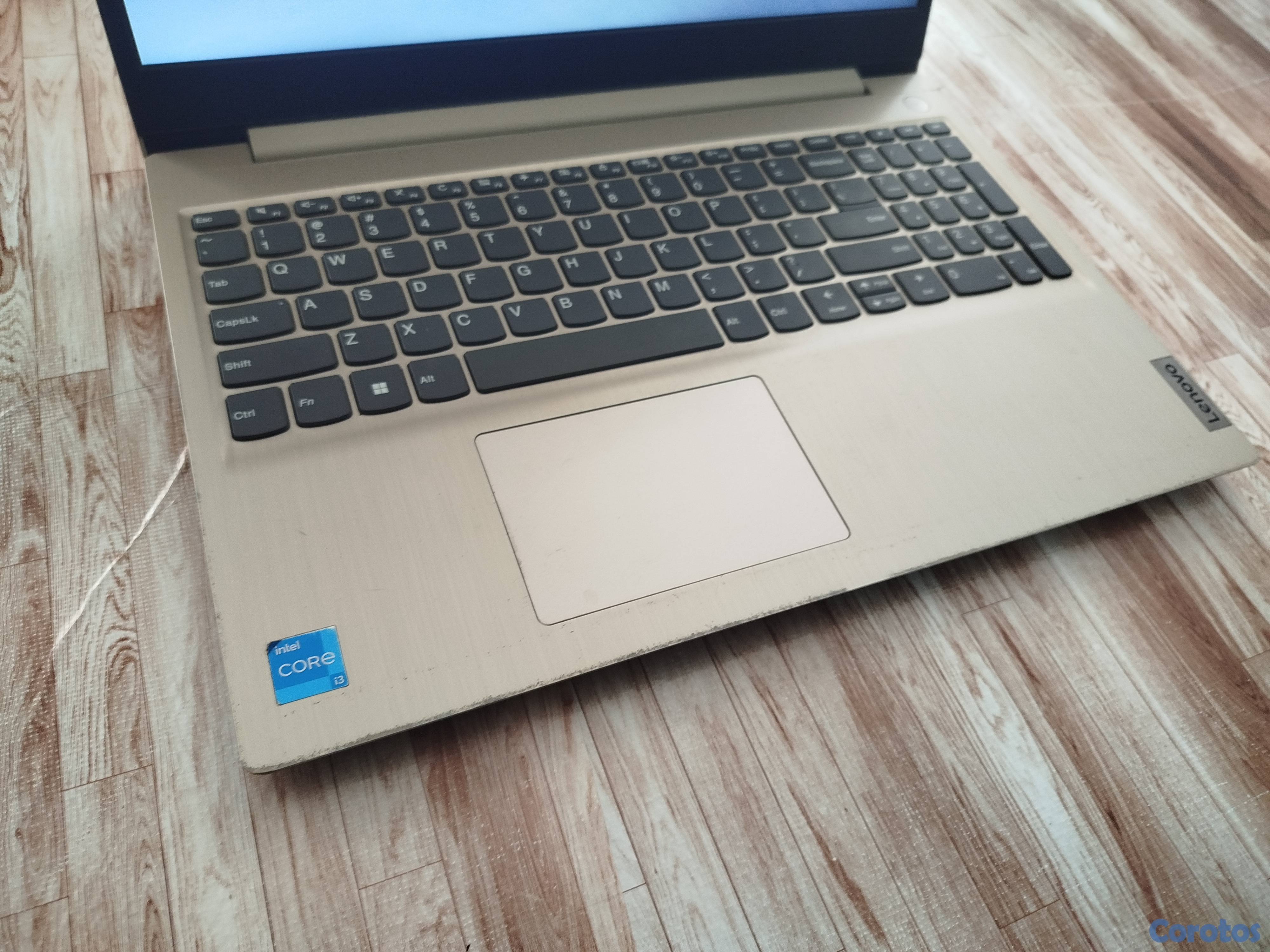 computadoras y laptops - Lenovo IDEAPAD 3  i3 de 11va 15.6" 256 SSD 8RAM  5