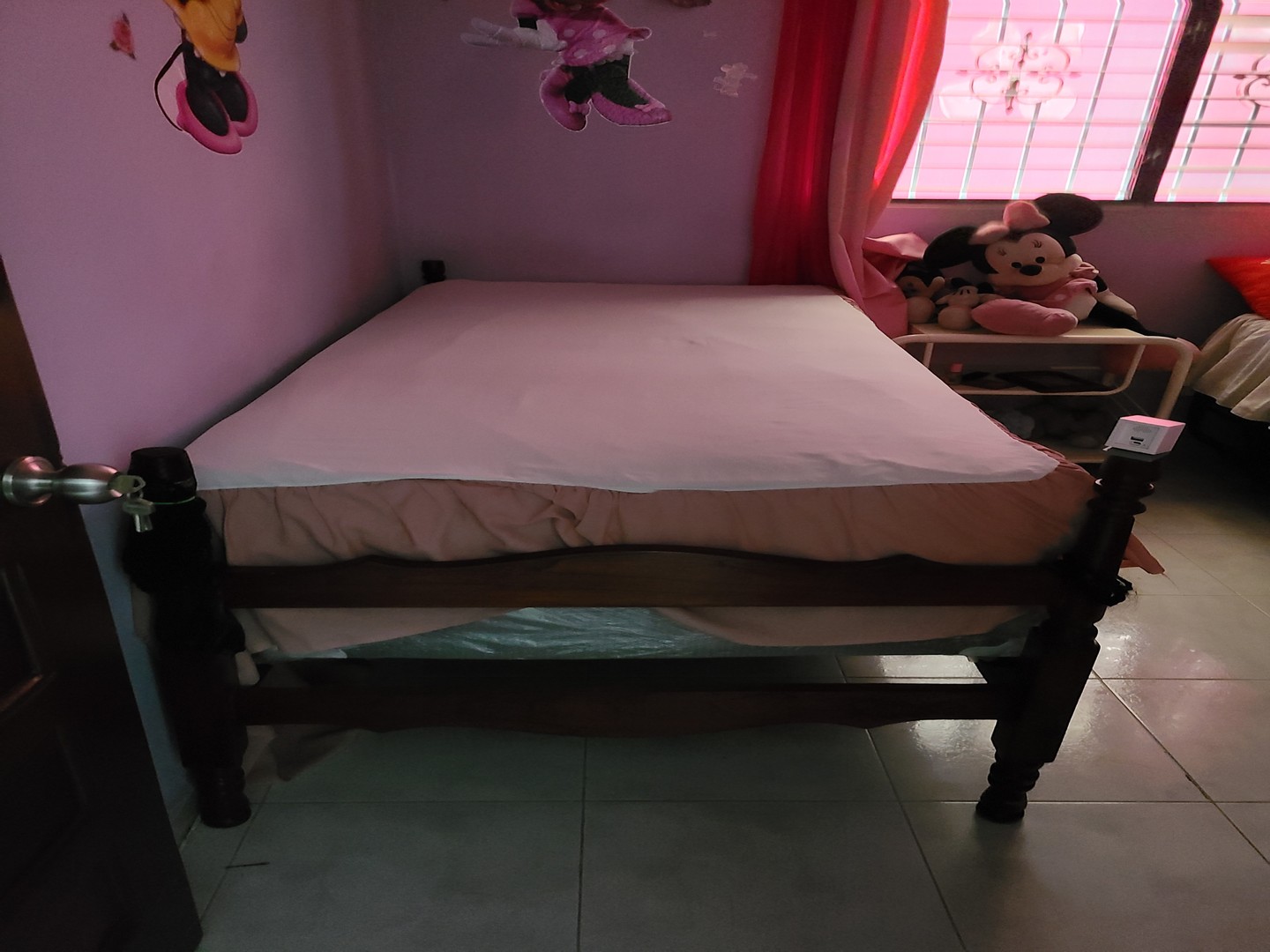 muebles y colchones - Cama en madera caoba con colchones 1