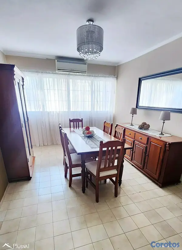 apartamentos - Amplio apartamento clásico remodelado en venta – E 4