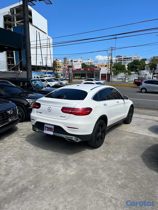 jeepetas y camionetas - Mercedes Benz GLC-300 4Matic 2017 5