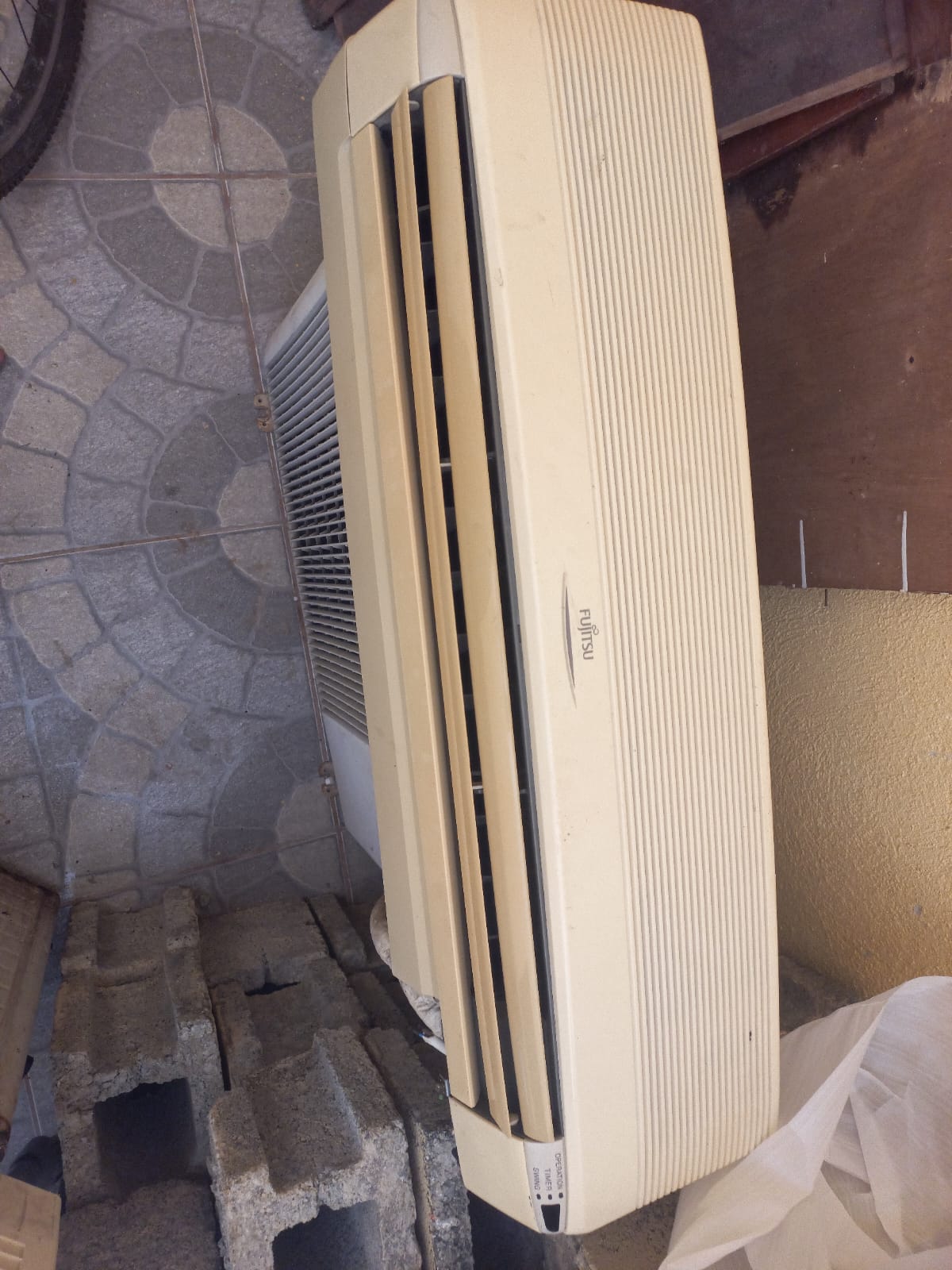 aires acondicionados y abanicos - Aires acond. usados: 12k y 32k BTU, buen estado 7