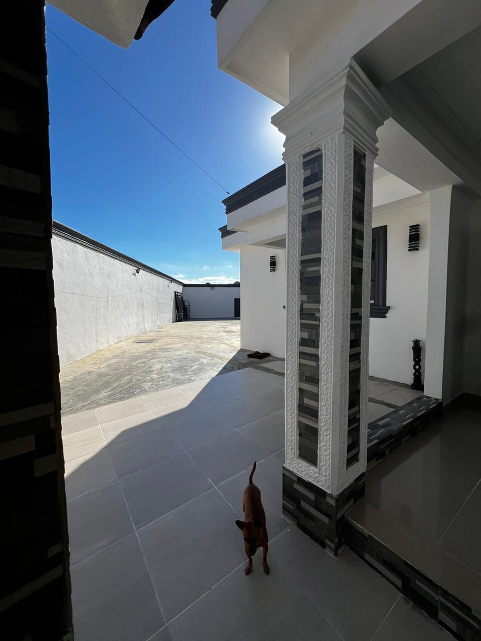 casas - CASA EN VENTA EN LAS CAYENAS, SANTIAGO. 4