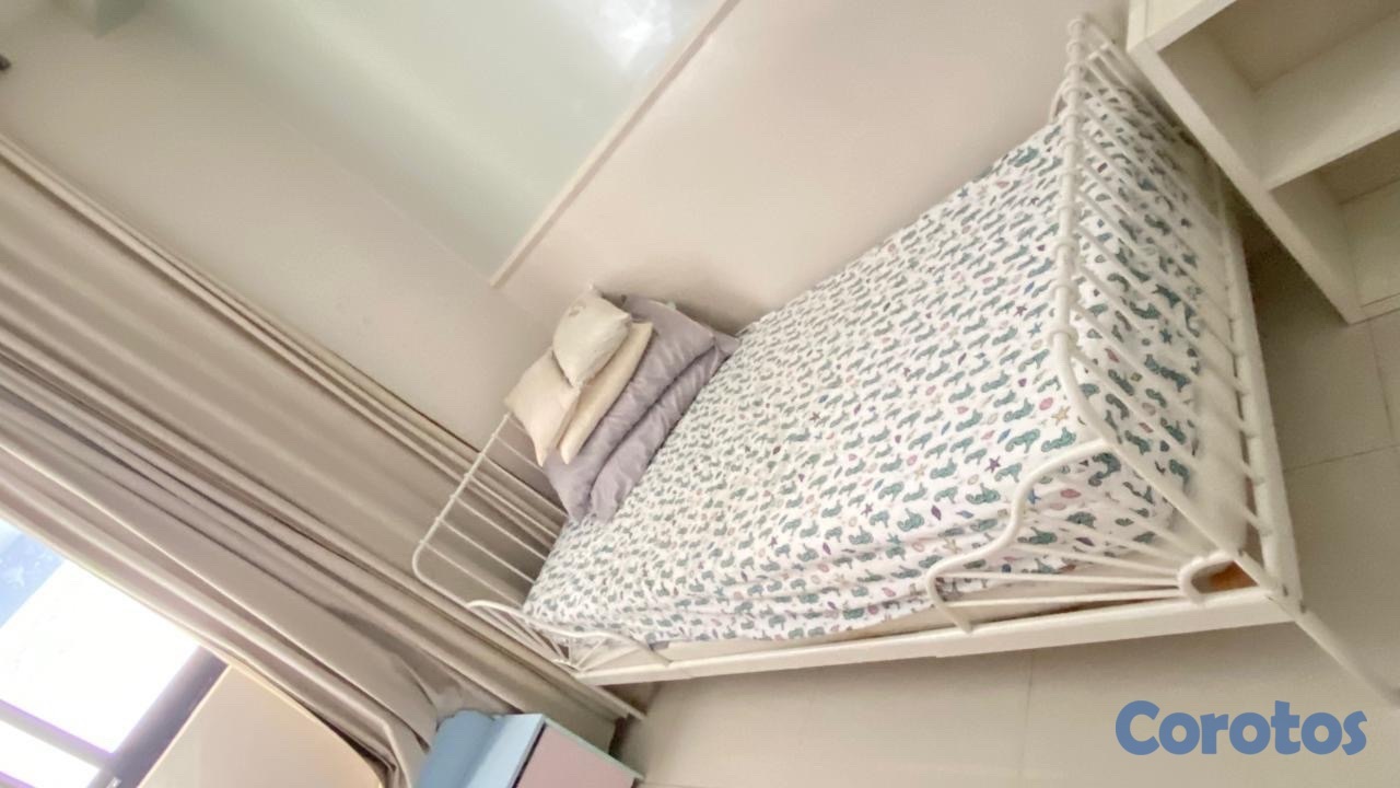 muebles y colchones - Camas,colchones y más en venta  estos artículos a muy bajo precio. en buen estad 4