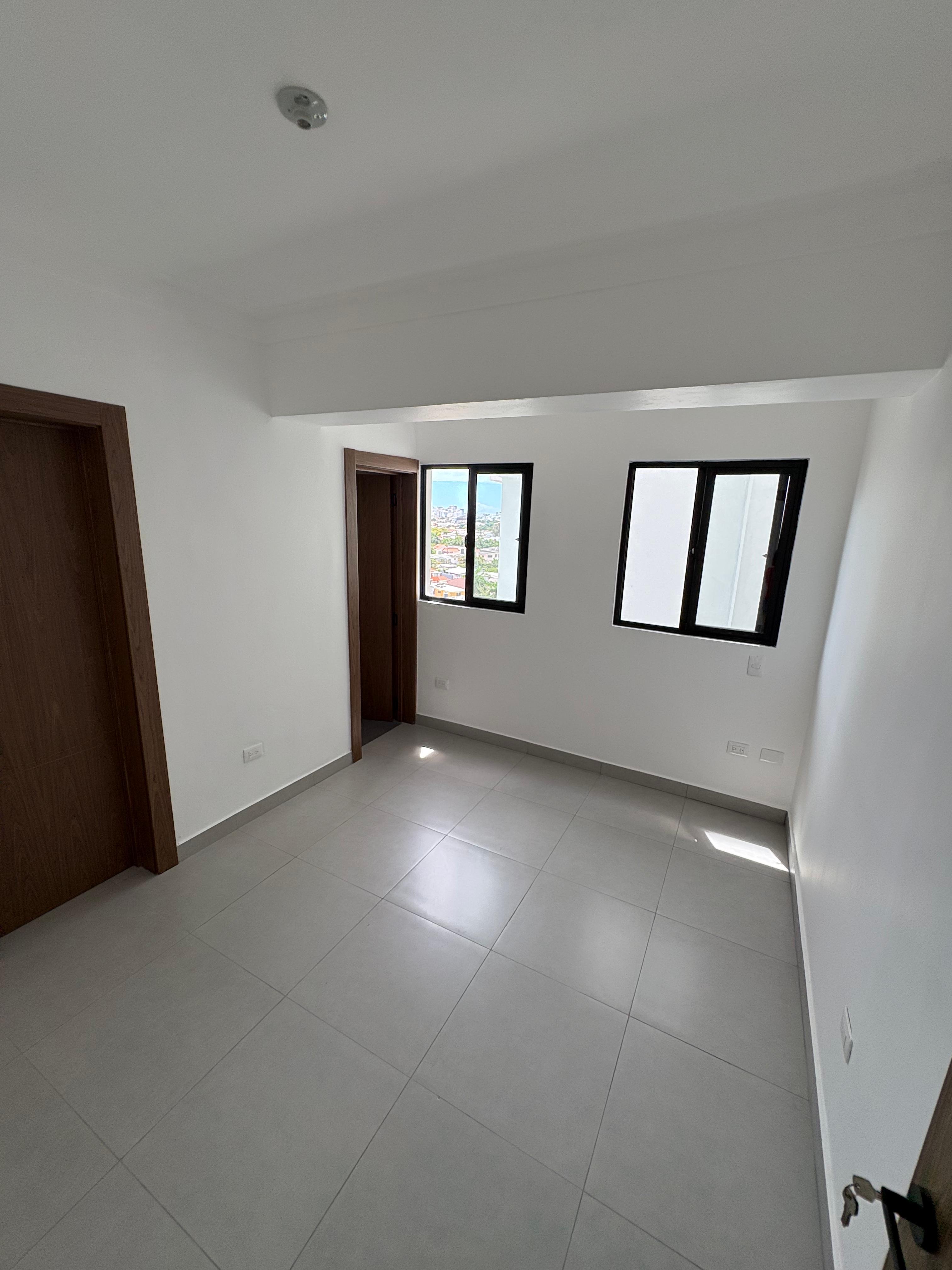 apartamentos - Alquiler de apto. en El Millón.  5