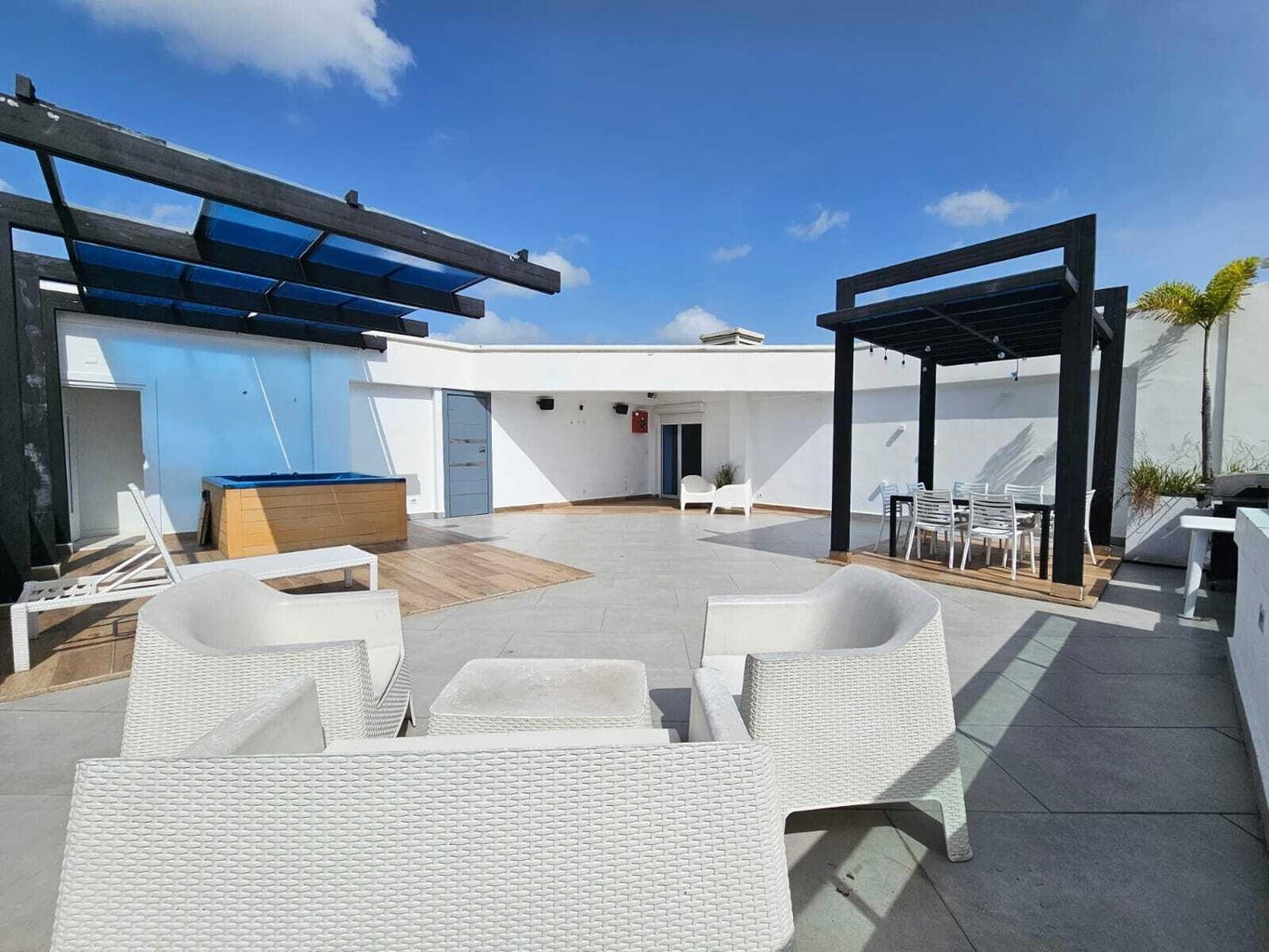 apartamentos - Apartamento en Venta Renacimiento de Tres Habitaciones 2
