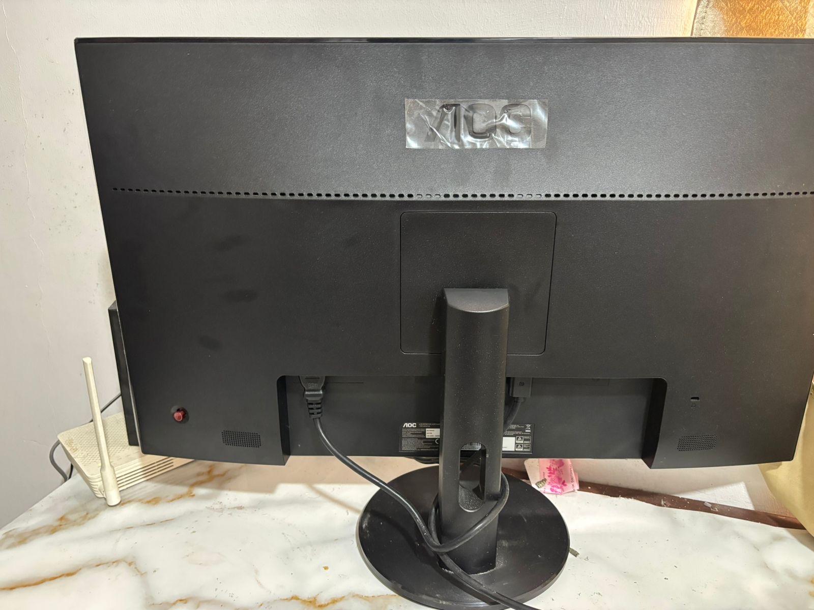 computadoras y laptops - MONITOR AOC 27” como nuevo en su caja  0