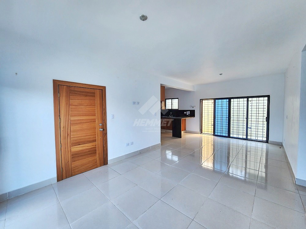 apartamentos - PRIMER PISO PATIO PRIVADO LLANOS GURABO STGO.  3