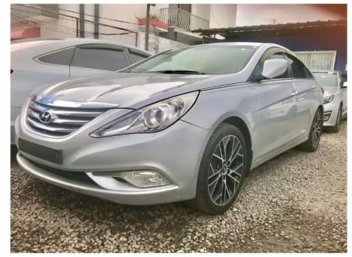 carros - HYUNDAI Y20 GRIS 2015 DESDE:$555,000-Automático