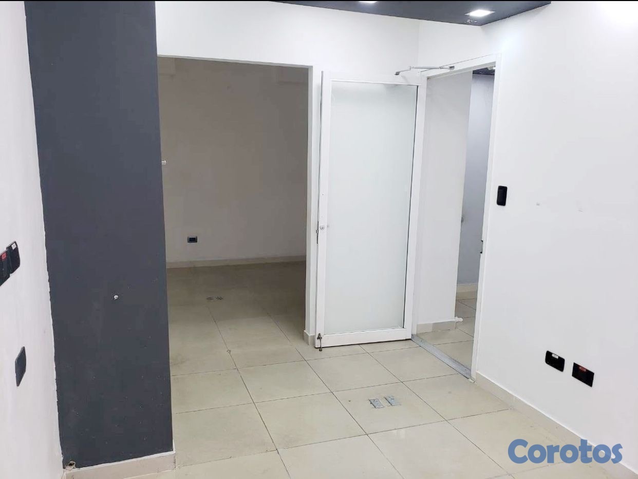 oficinas y locales comerciales - Local comercial en segundo nivel  2