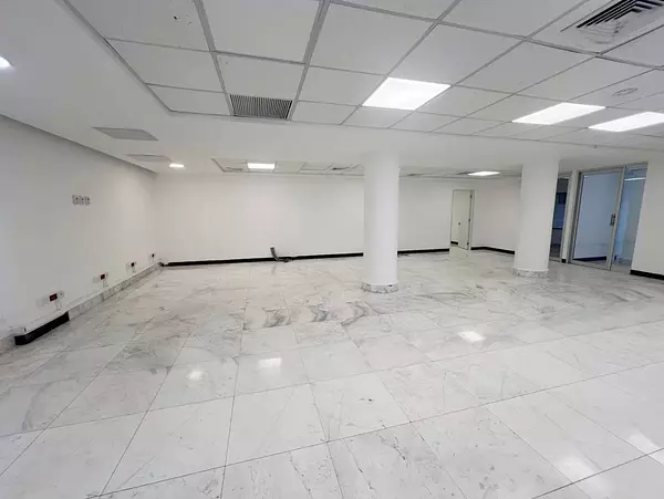 oficinas y locales comerciales - Alquiler local céntrico  2