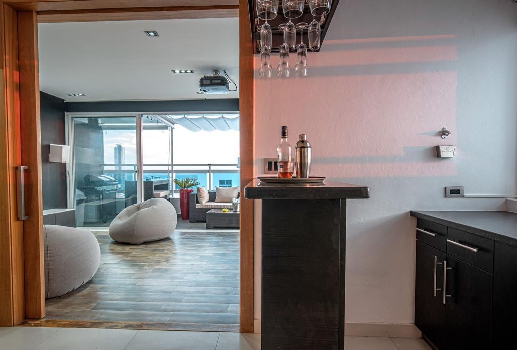 penthouses - PENHOUSE AMUEBLADO EN EL SECTOR MIRADOR NORTE.