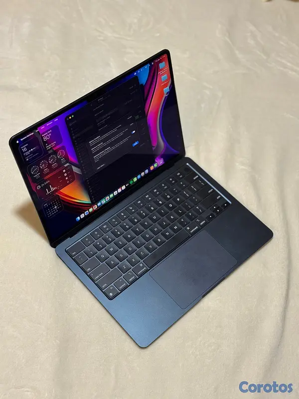 computadoras y laptops - Macbook Air M2 (2022) 13" - Midnight - ¡Como Nueva 2