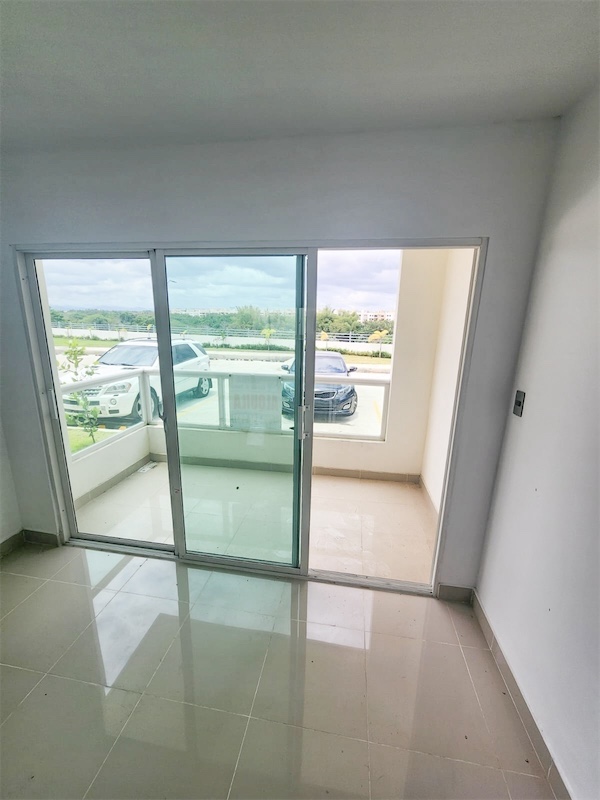 apartamentos - Apartamento en alquiler, nuevo, con piscina, Av. República de Colombia 2