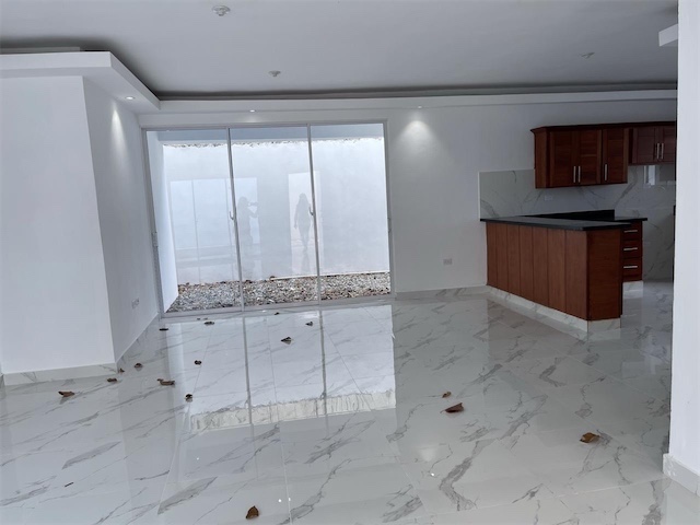 casas - Venta de hermosa casa en la autopista de san Isidro prado oriental 2