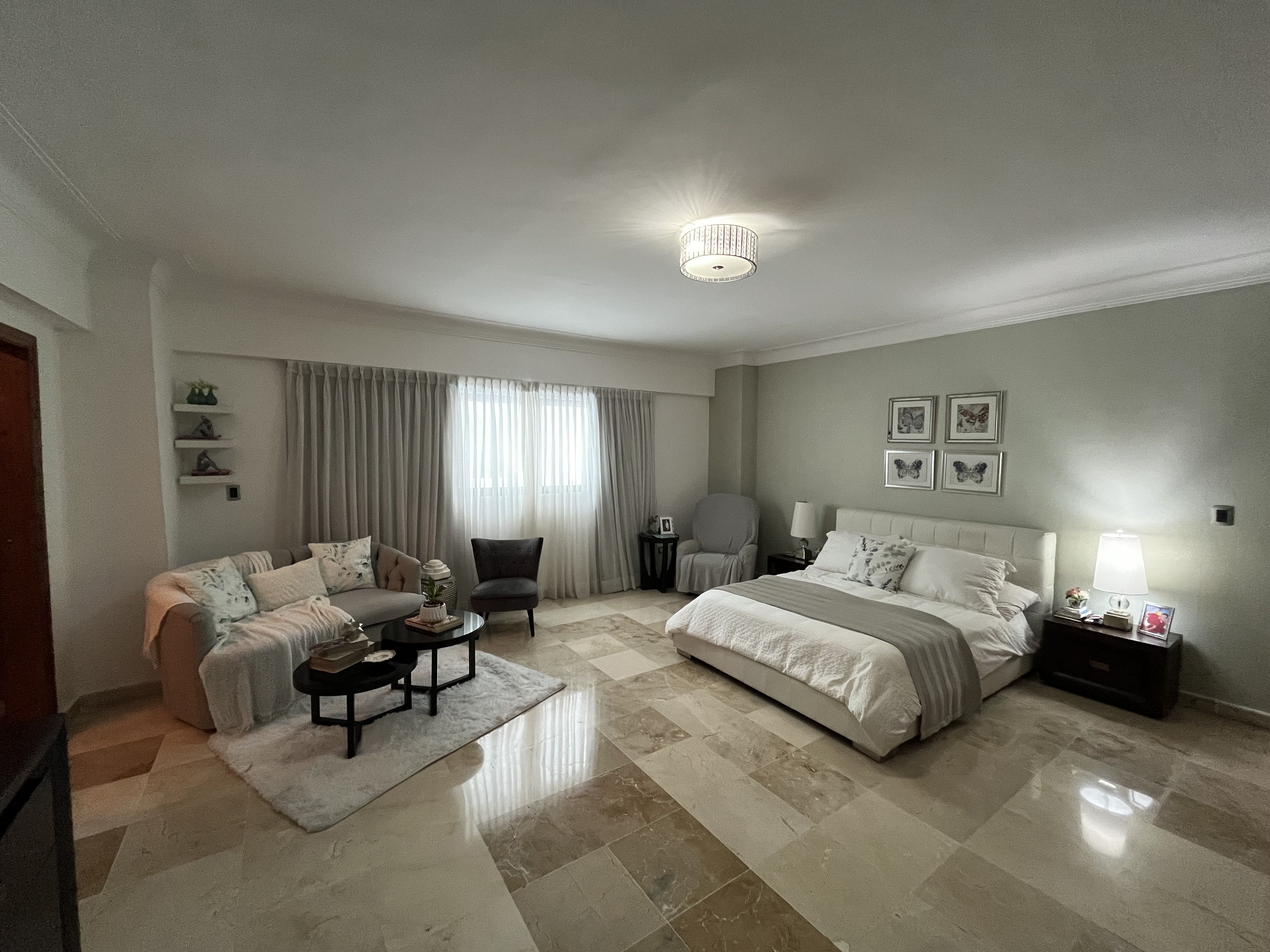 apartamentos - Espacioso apartamento en venta, Naco. 5