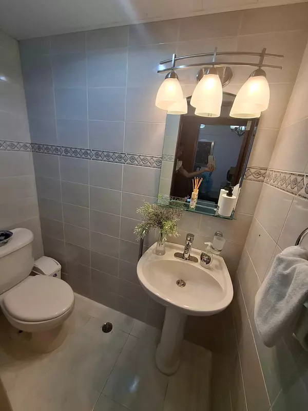 apartamentos - Alquilo apartamento amueblado en Quisqueya 6
