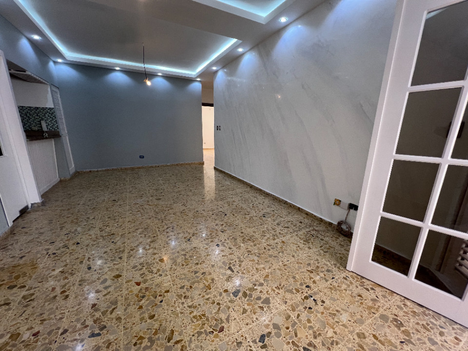 apartamentos - Apartamento en alquiler en Bella Vista 3H, 2B, 1P, 4to piso 2