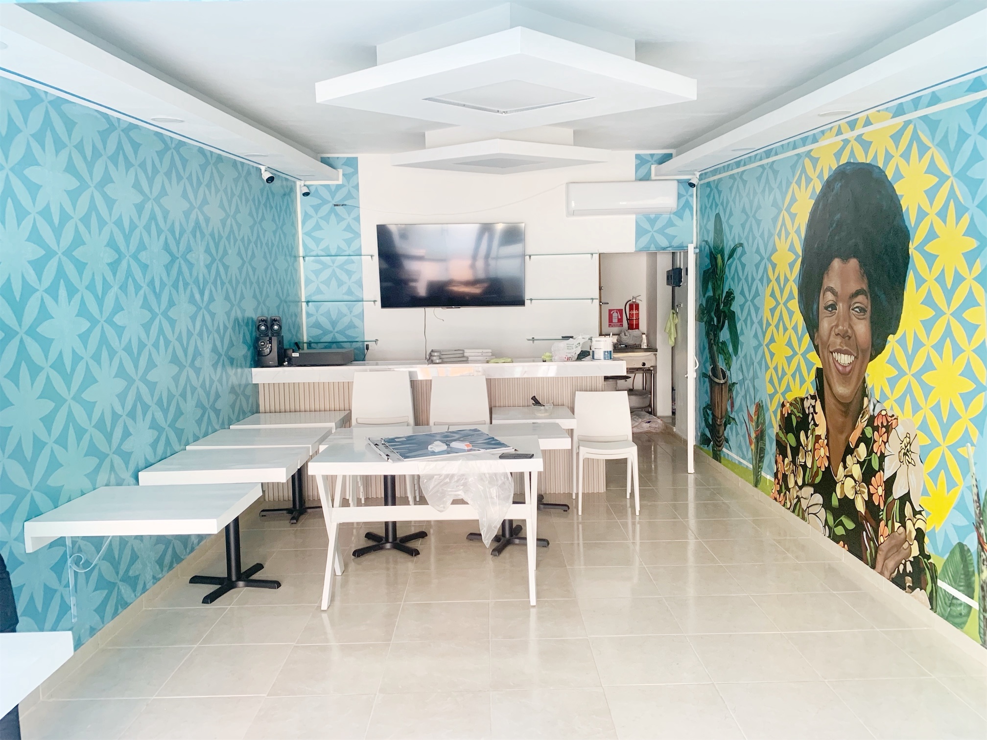 oficinas y locales comerciales - Local en bella vista primer nivel 6
