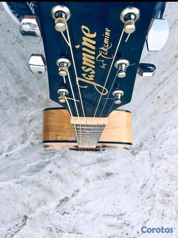 instrumentos musicales - Guitarra Acústica  2