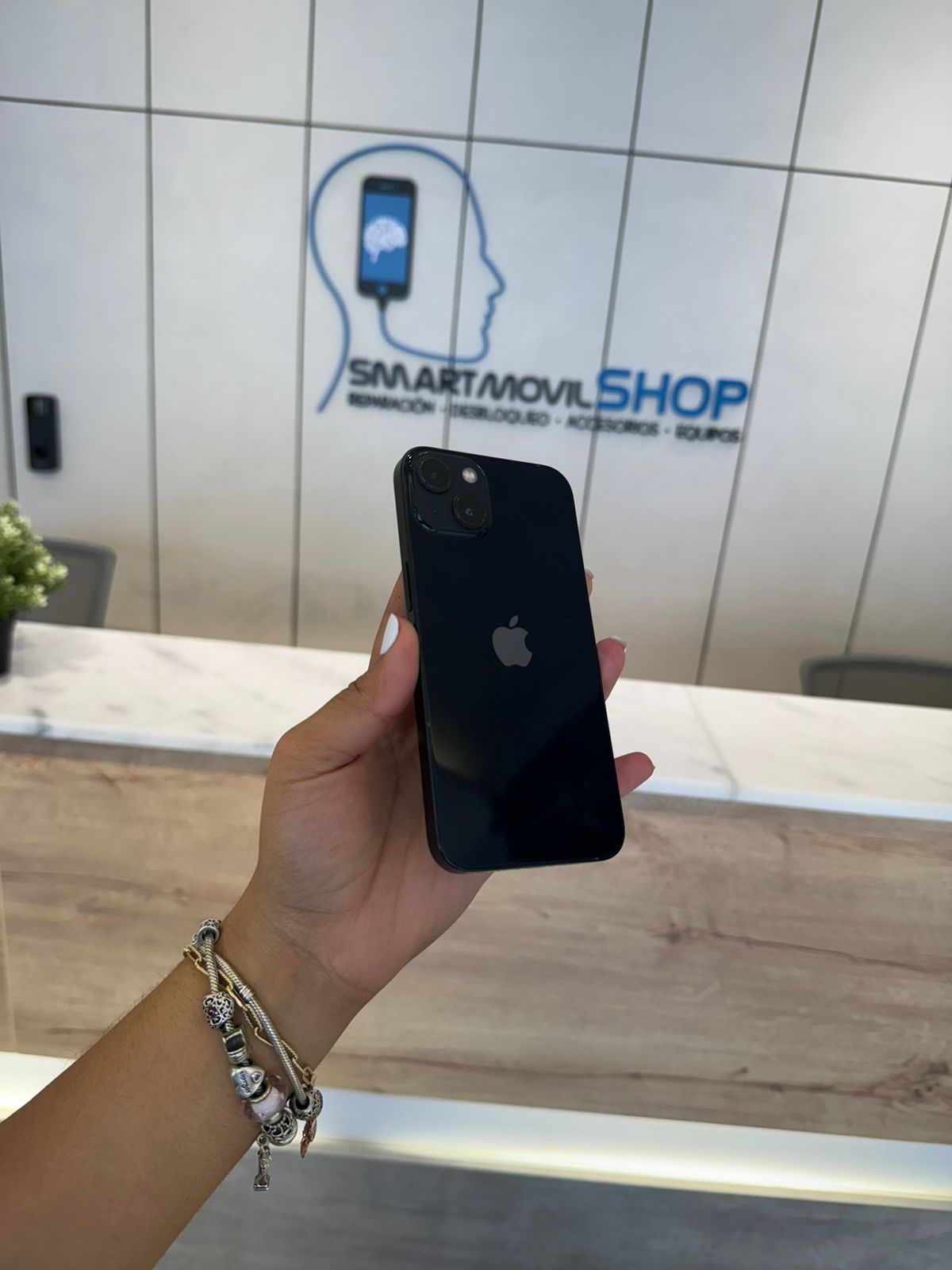 celulares y tabletas - IPHONE 13 NORMAL 256GB FACTORY UNLOCK CLASE A+ 1