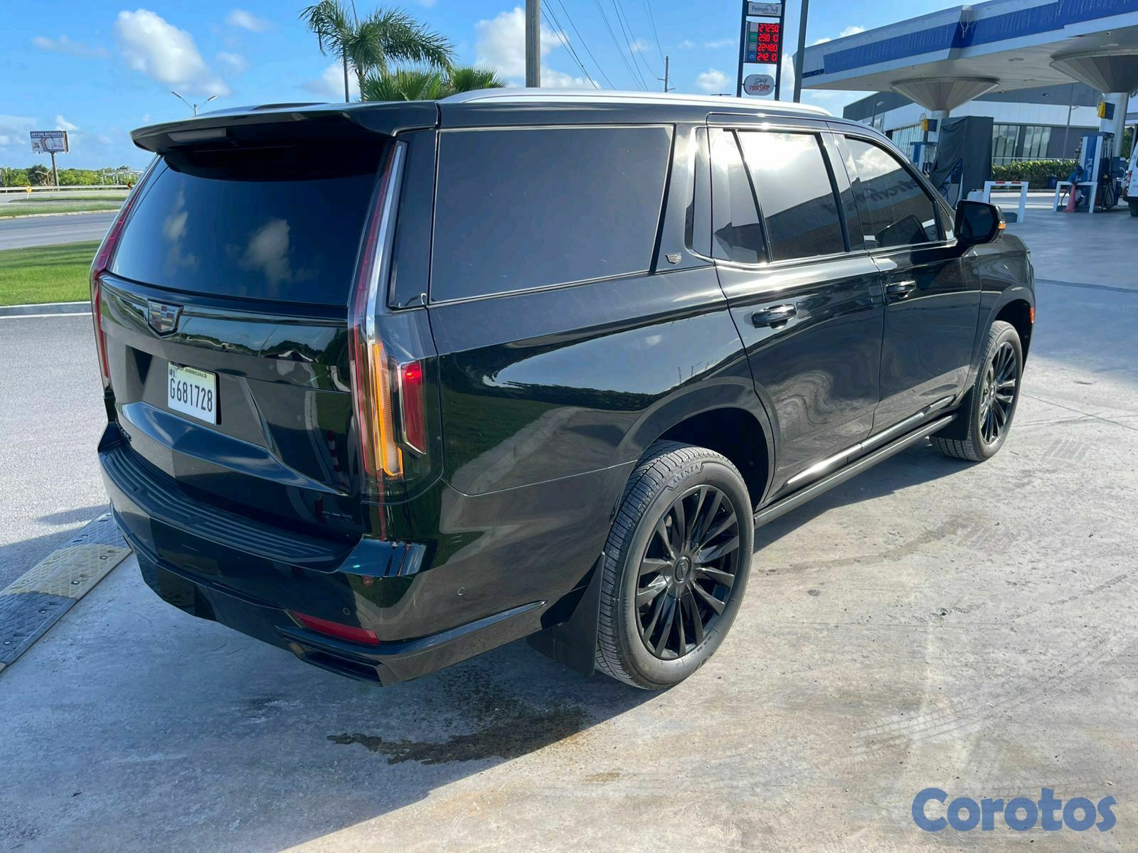 jeepetas y camionetas - Cadillac Escalade Premiun Luxury 2023  4