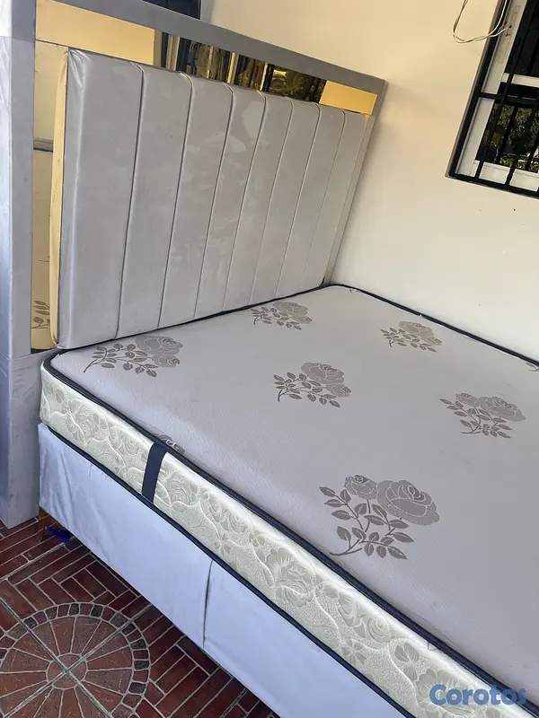 muebles y colchones - Cama queen como nueva  7